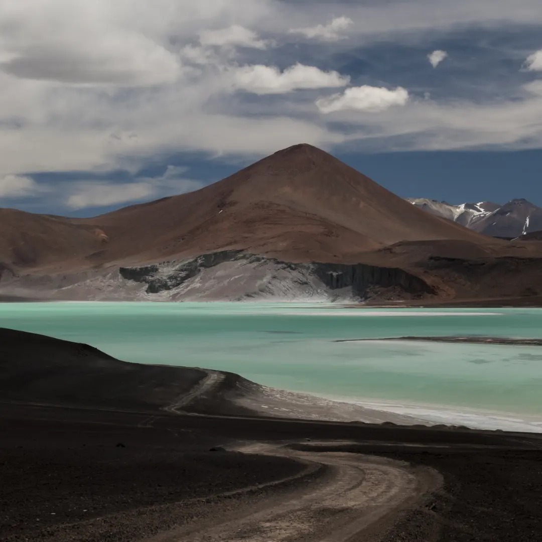 Algunos paisajes del Altiplano de la región de Atacama, al interior de Copiapó.
Por aqui volveremos a estar en una nueva expedición de aventuras este 2026.
Destino en preparación!!