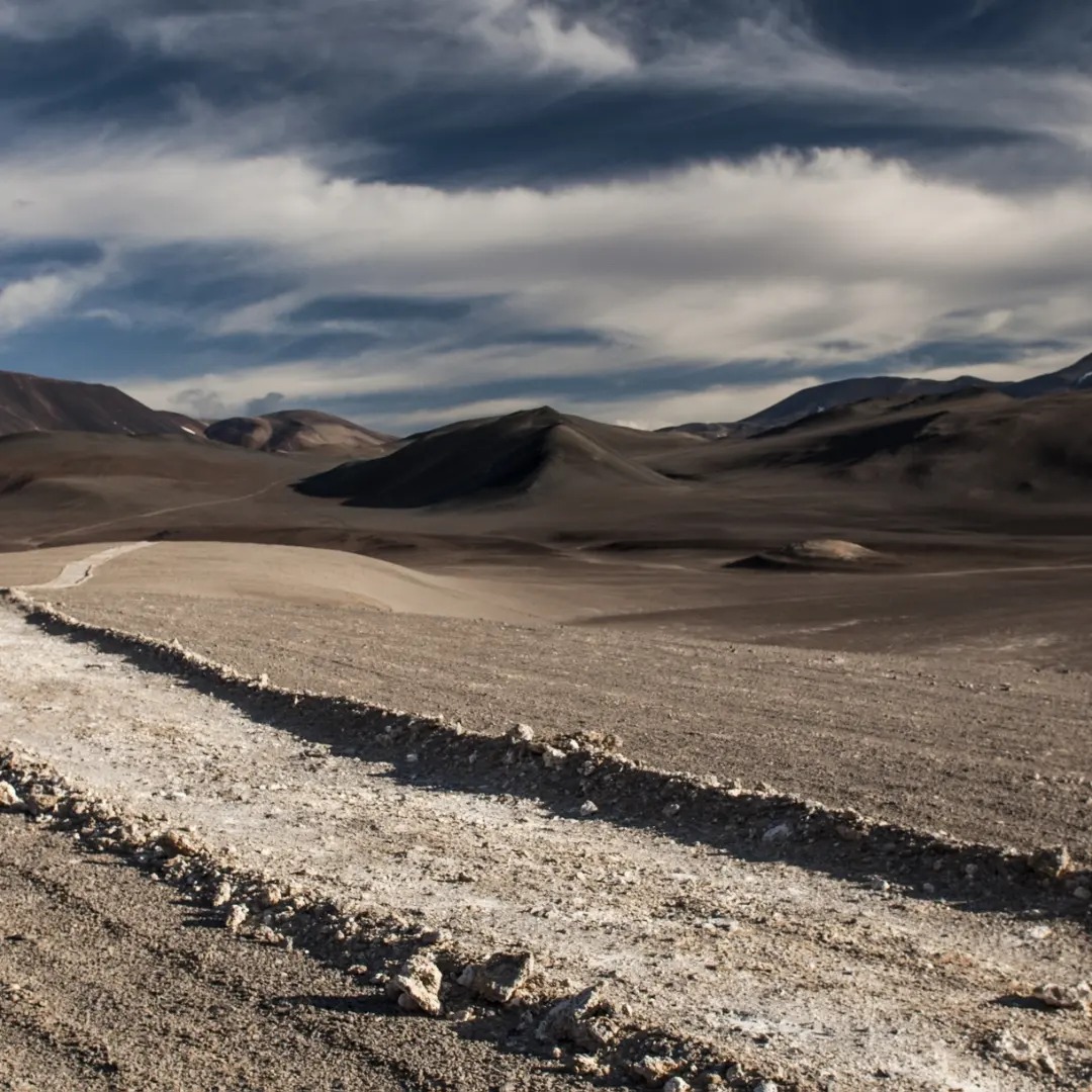 Algunos paisajes del Altiplano de la región de Atacama, al interior de Copiapó.
Por aqui volveremos a estar en una nueva expedición de aventuras este 2026.
Destino en preparación!!