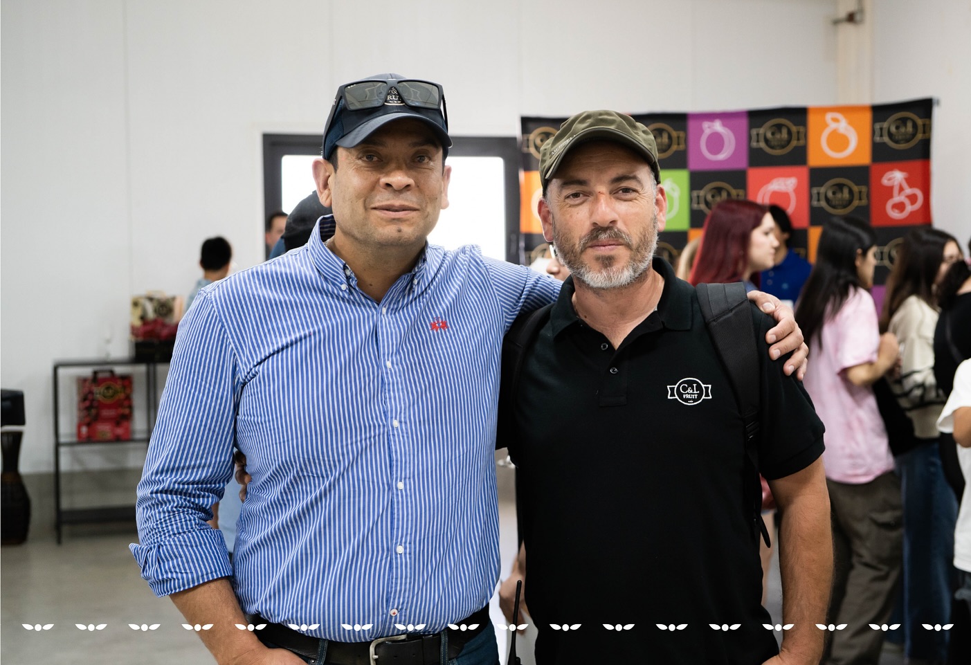 Cosechando el futuro a través de la educación 🎓✨
En C&L Fruit reconocemos el esfuerzo y la dedicación de los hijos de nuestros trabajadores y de los colaboradores que obtuvieron excelencia académica durante sus estudios. Si bien este beneficio ha sido parte de nuestra cultura, quisimos crear un espacio único para destacar su compromiso, porque estamos convencidos de que la educación es la herramienta que transforma vidas y abre nuevas oportunidades.
¡Felicitamos con orgullo a cada uno de los premiados y a sus familias por este gran logro!
Harvesting the Future Through Education
At C&L Fruit, we recognize the effort and dedication of the children of our employees, as well as of the collaborators who achieved academic excellence during their studies. While this benefit has long been part of our culture, we wanted to create a special space to highlight their commitment, because we firmly believe that education is the tool that transforms lives and opens new opportunities.
We proudly congratulate each of the award recipients and their families for this great achievement! 🎓👏
#cylfruit #feelthefreshness #education #excellence #commitment #family #chileanfruit